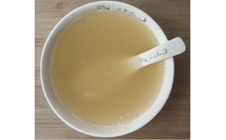 夏日解暑，這碗冷藏的野生葛根粉藏著自然的清涼答案?